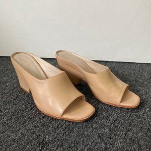 Intentionally Blank Shelley Mule size 10 Natural Tan EXCELLENT- IN BOX $275
